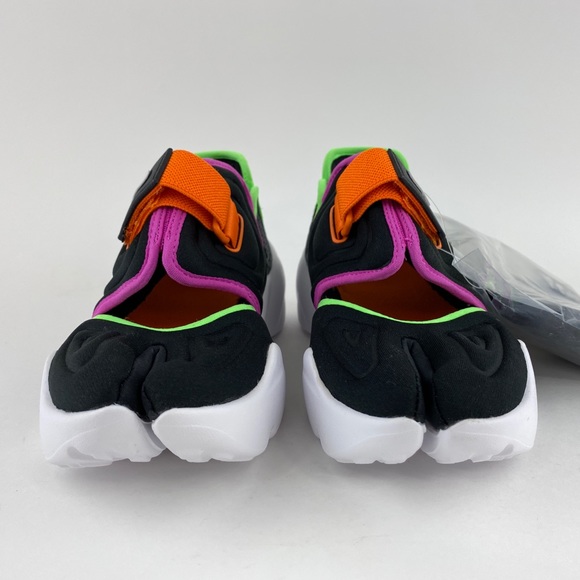 NEW Nike Aqua Rift Fire Pink With Socks - Picture 15 of 15